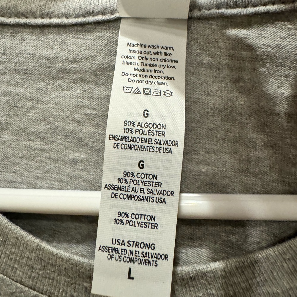 Graphic Tee - Picture 2 of 5